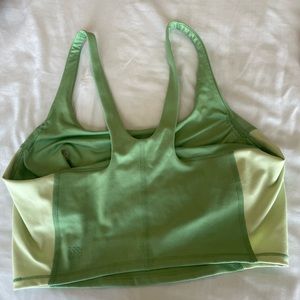 green target sports bra size medium